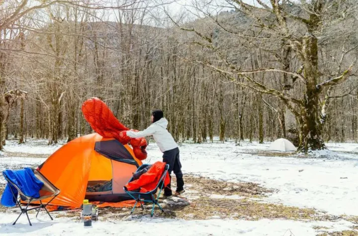 Survival Tips for Camping in Extreme Weather